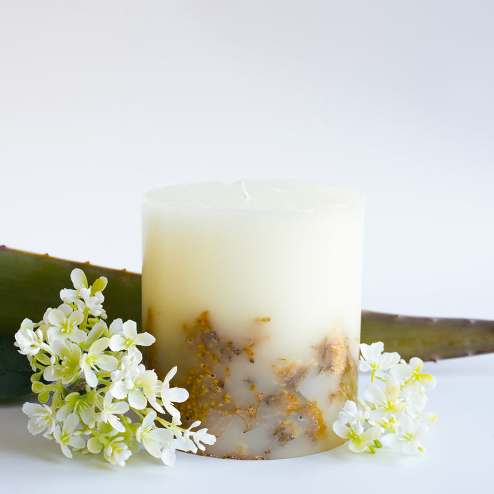 Cashmere Medium Scented Botanical Candle