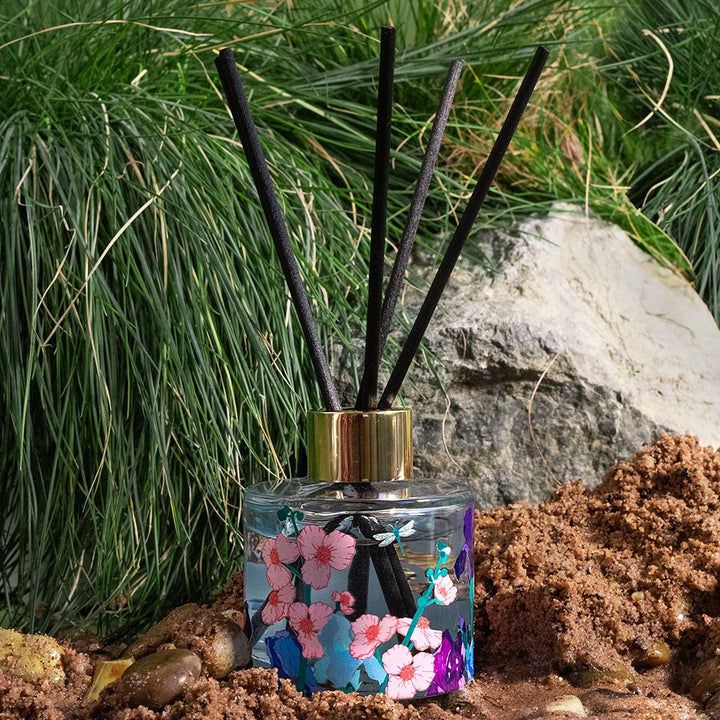 Rose & Sweet Violet Scented Reed Diffuser - Reed Diffuser - Lower Lodge Candles